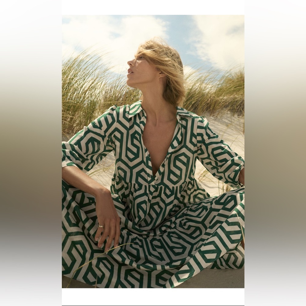 Zara geometric print dress (green). Size L. Like new.